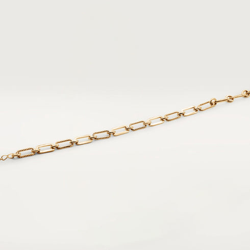 Croissant Twisted Link Chain Necklace